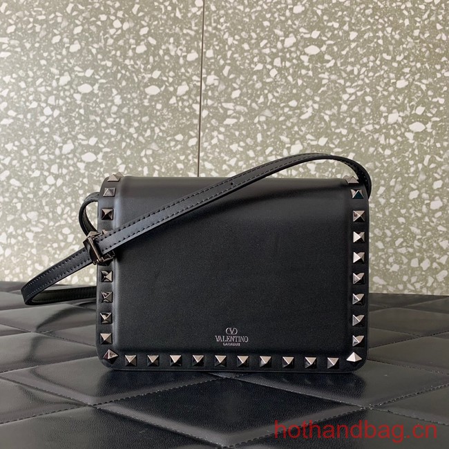 VALENTINO GARAVANI ROCKSTUD23 Small calfskin bag ZS098 black