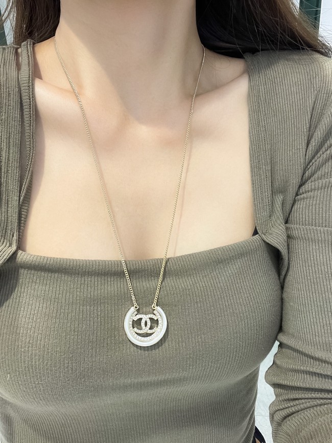 Chanel necklace CE16356