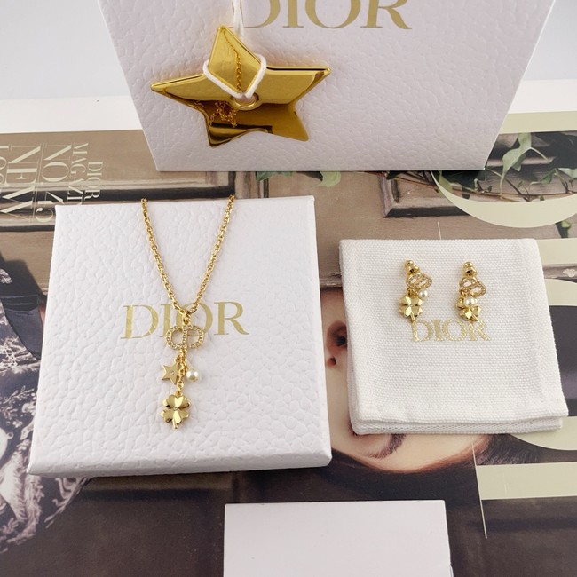 Dior necklace CE16363