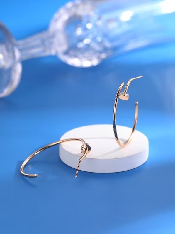 Cartier Earring CE16526