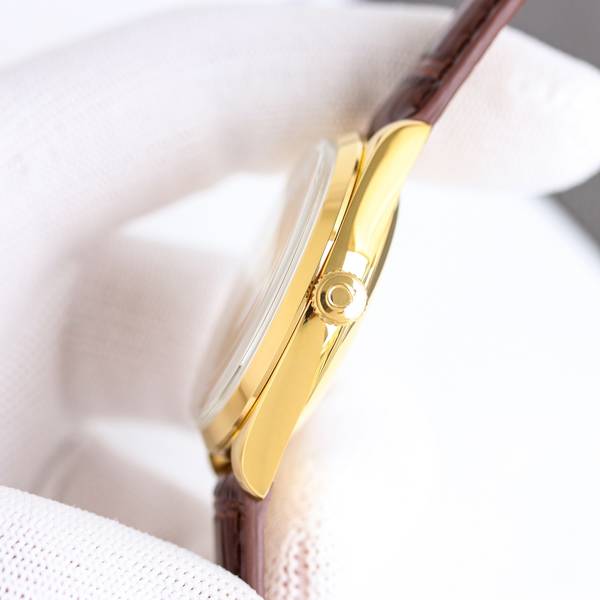 Omega Watch OMW00826-1