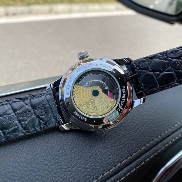 Omega Watch OMW00827-1