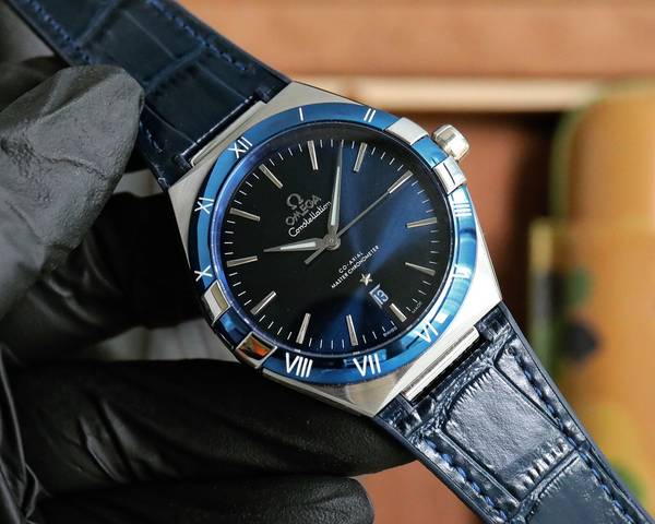 Omega Watch OMW00862