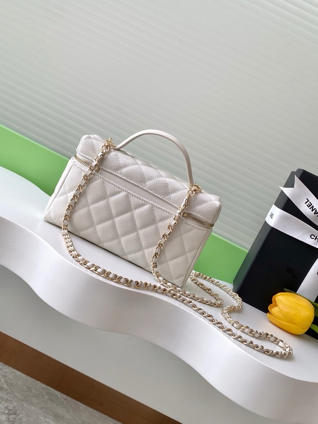 Chanel CLUTCH WITH CHAIN AP4531 white