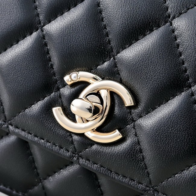 Chanel CLUTCH WITH CHAIN AB4293 black
