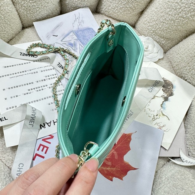 Chanel CLUTCH WITH CHAIN AP3656 light green