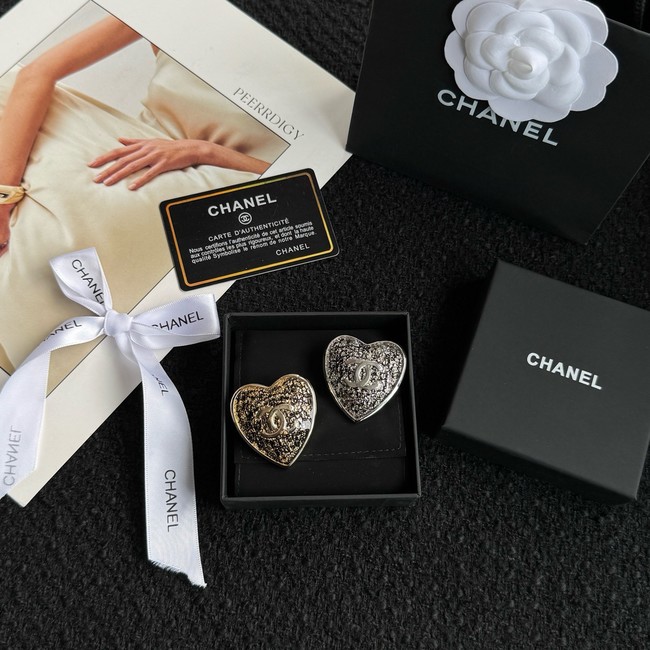 Chanel brooch CE16603