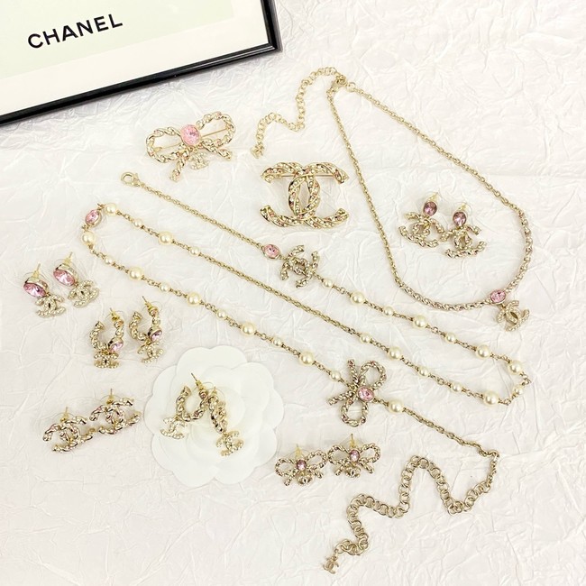 Chanel necklace CE16587