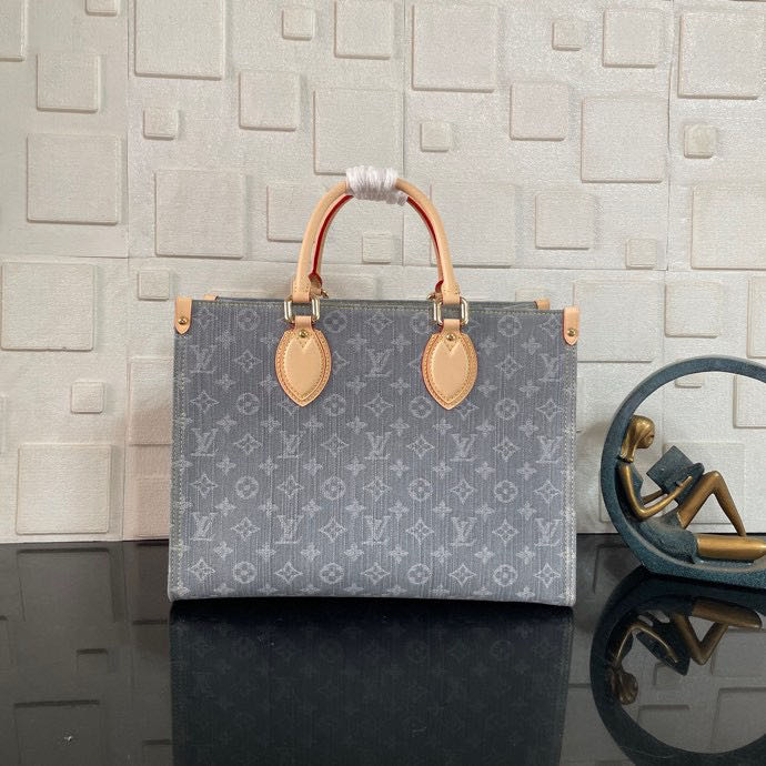 Louis Vuitton OnTheGo MM M13189 Washed Gray