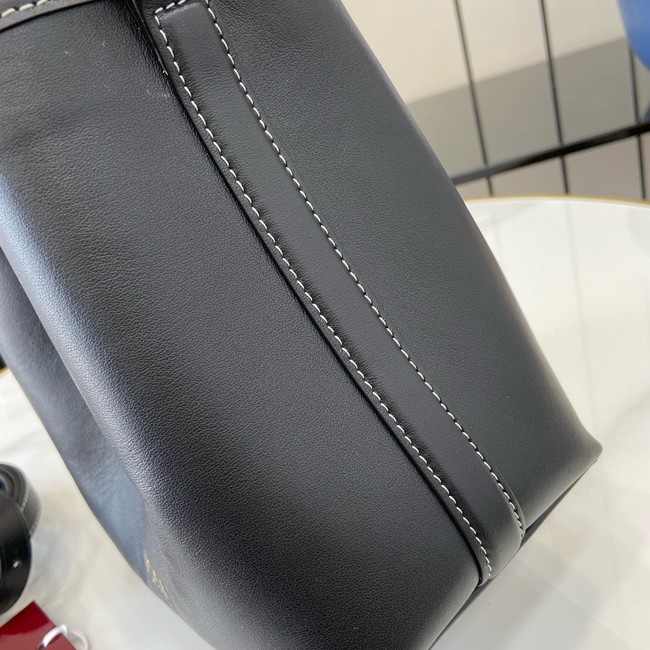 GUCCI GG EMBLEM SMALL BUCKET BAG 815118 black