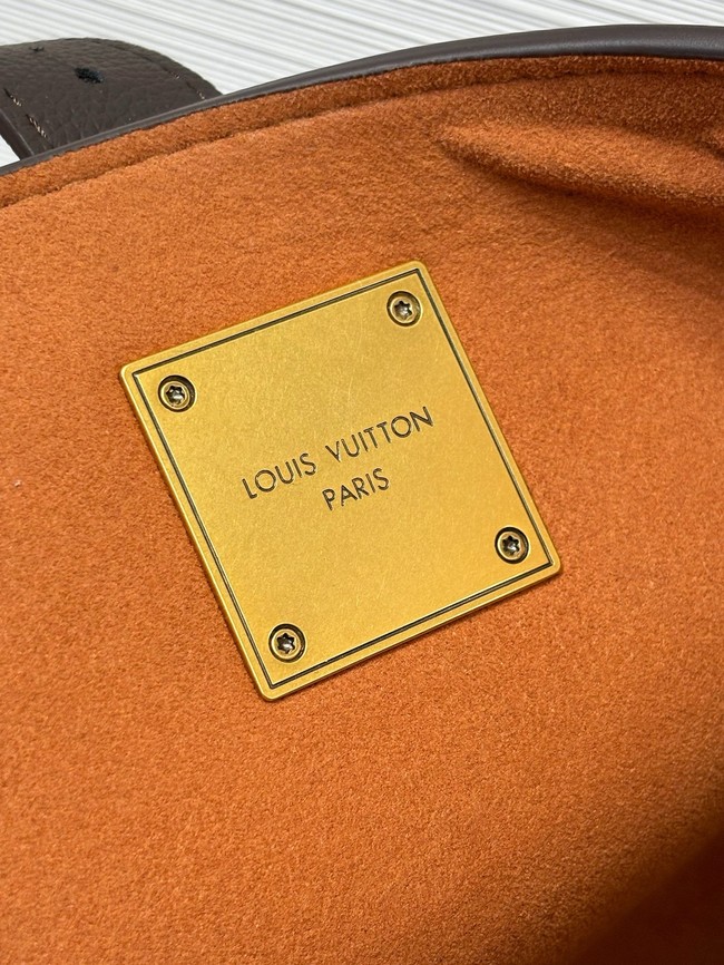 Louis Vuitton Taurillon leather M12916 Chocolate