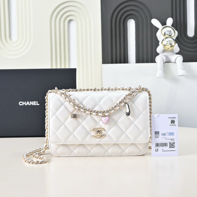 Chanel WALLET ON CHAIN AS4537 white