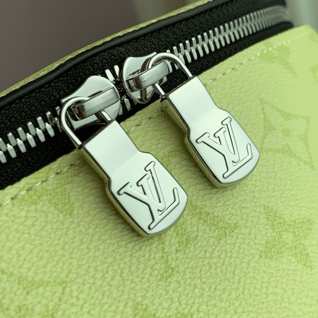 Louis Vuitton Discovery Backpack M14020-8