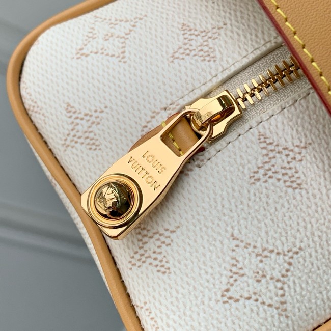 Louis Vuitton Locker Dopp Kit M14839 white