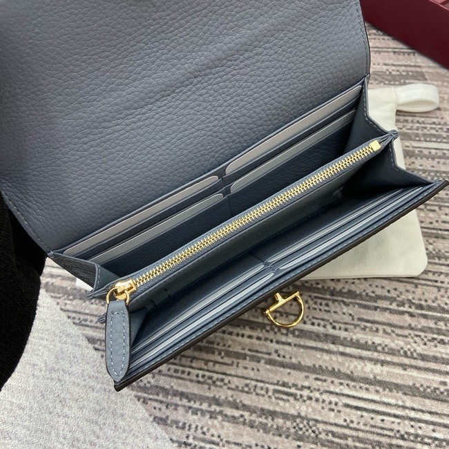 Gucci Softbit continental wallet 828147 light blue