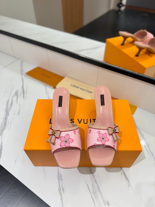 Louis Vuitton Slippers 45001-10