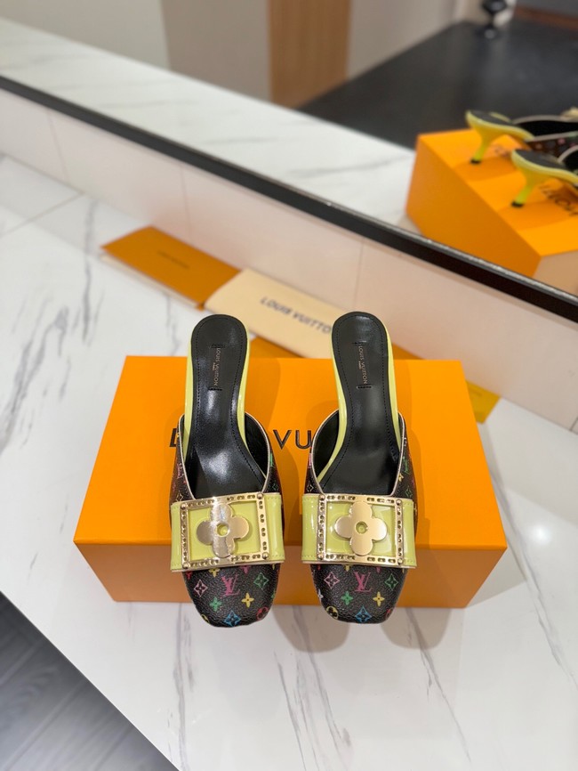 Louis Vuitton Slippers 45001-3