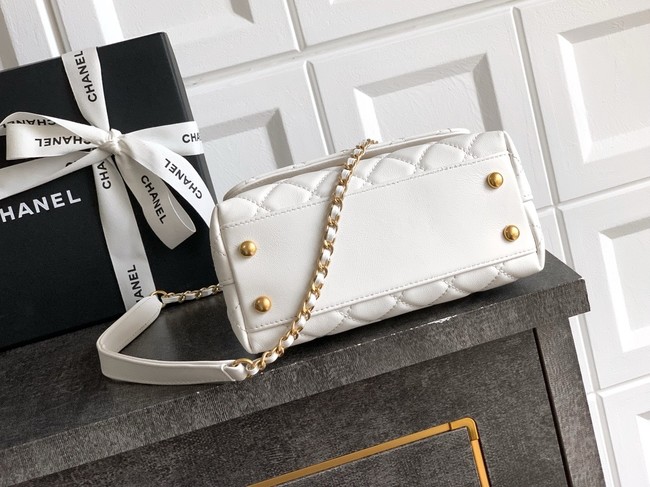 Chanel FLAP BAG WITH TOP HANDLE 92990-17