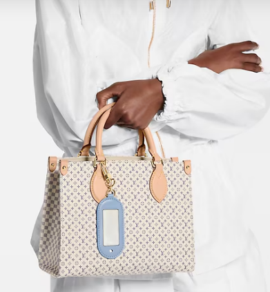 Louis Vuitton OnTheGo PM M15138 Sand