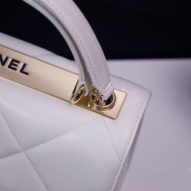 CHANEL small Flap Bag With Top Handle 92236-30