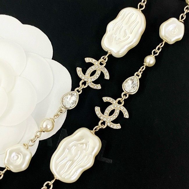 Chanel necklace CE81006