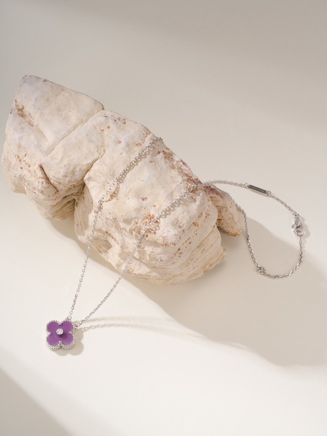 Van Cleef & Arpels necklace CE81017