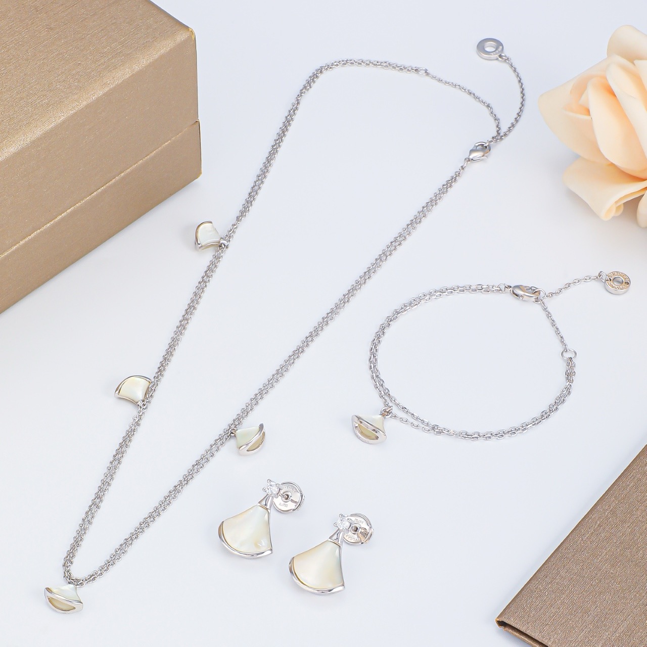 BVLGARI necklace&Bracelet&Earring CE81081