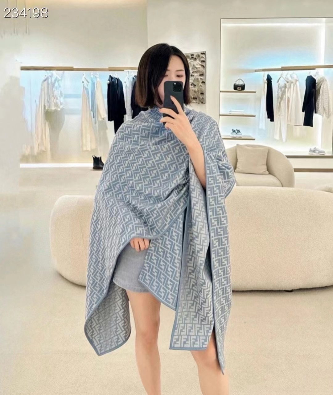 Fendi Cape Double-sided cashmere FDC35909