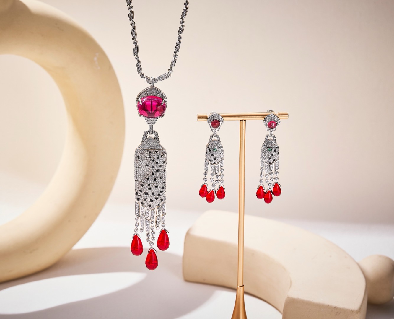Cartier necklace&Earring CE81088