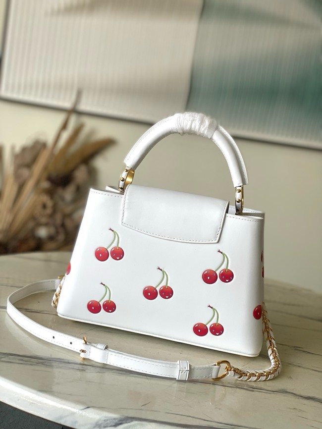 Louis Vuitton Capucines BB M13252 white