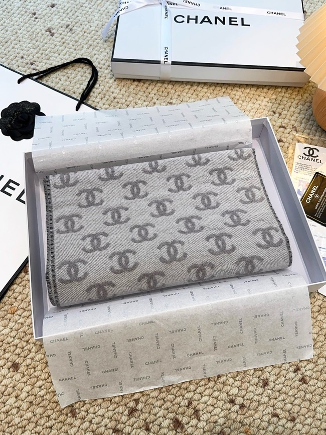 Chanel pattern cashmere scarf XT271