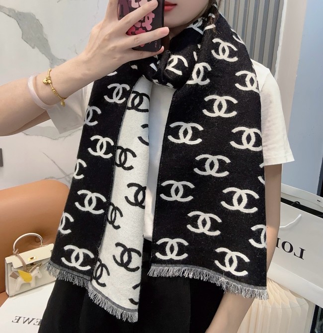 Chanel pattern cashmere scarf XT272