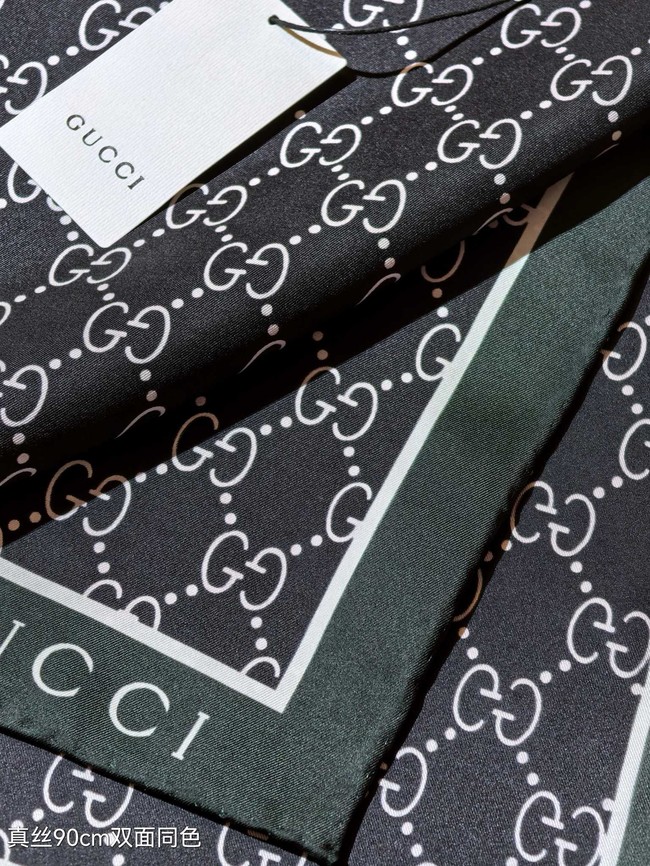Gucci Square Scarf Silk Jacquard XT2893