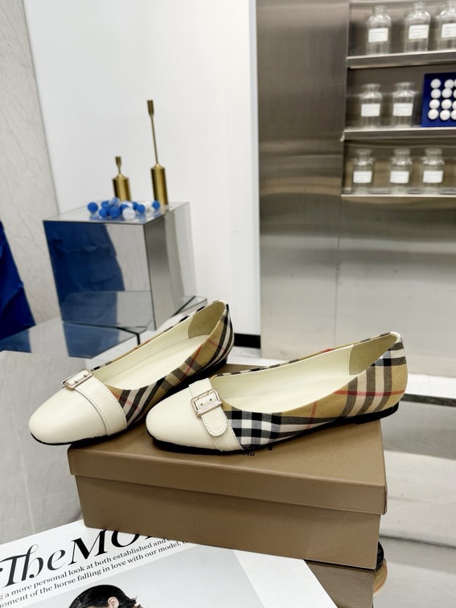 BurBerry Shoes 45068-3