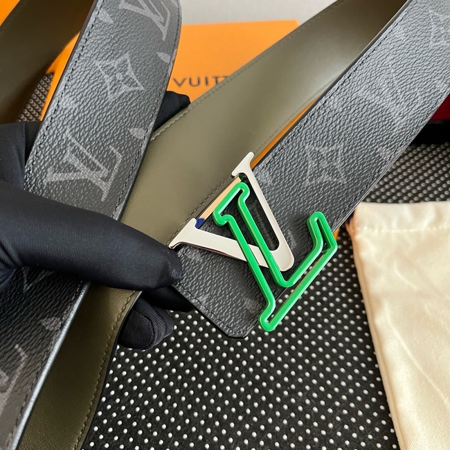 Louis Vuitton Initiales 40MM Reversible M9057