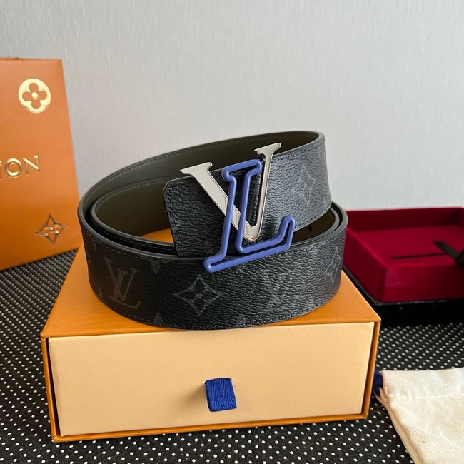 Louis Vuitton Initiales 40MM Reversible M9056