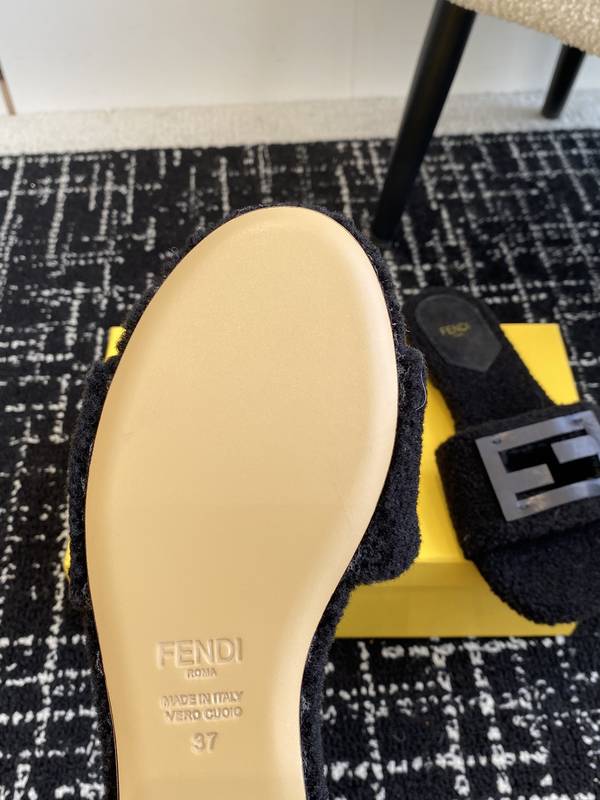 Fendi Shoes FDS00126