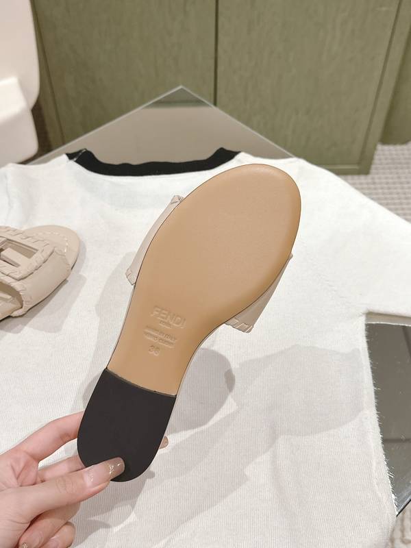 Fendi Shoes FDS00134