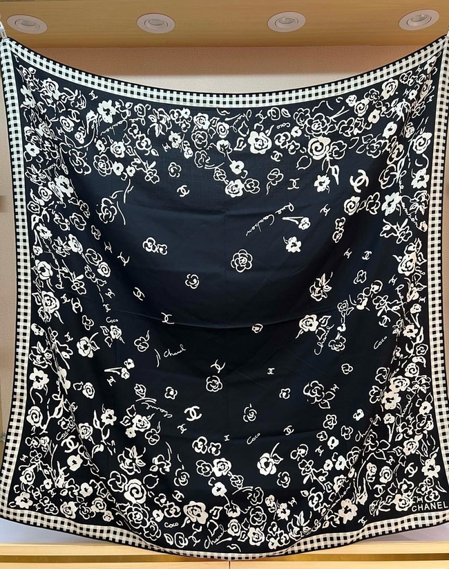 Chanel Shawl Cashmere and Silk 06392