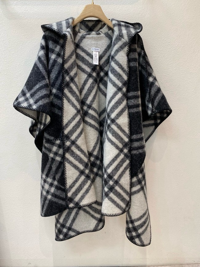 Burberry Cashmere cape 06399
