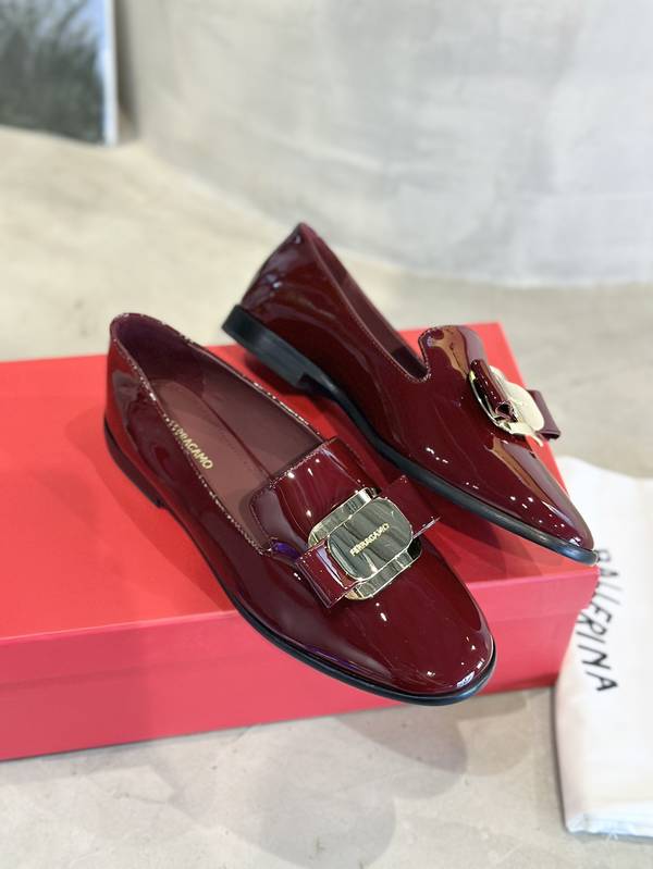 Ferragamo Shoes FMS00092