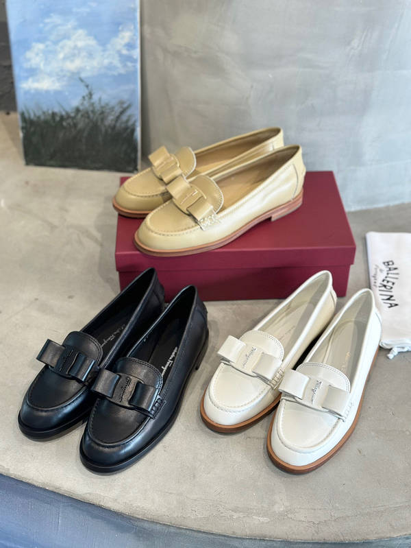 Ferragamo Shoes FMS00094