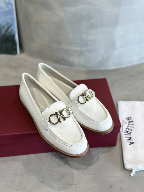 Ferragamo Shoes FMS00097