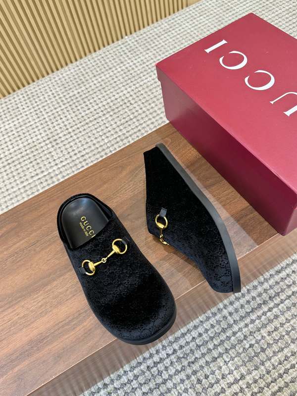 Gucci Shoes GUS00882 Heel 2CM