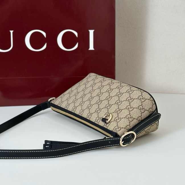 Gucci GG Emblem small shoulder bag 847281 black