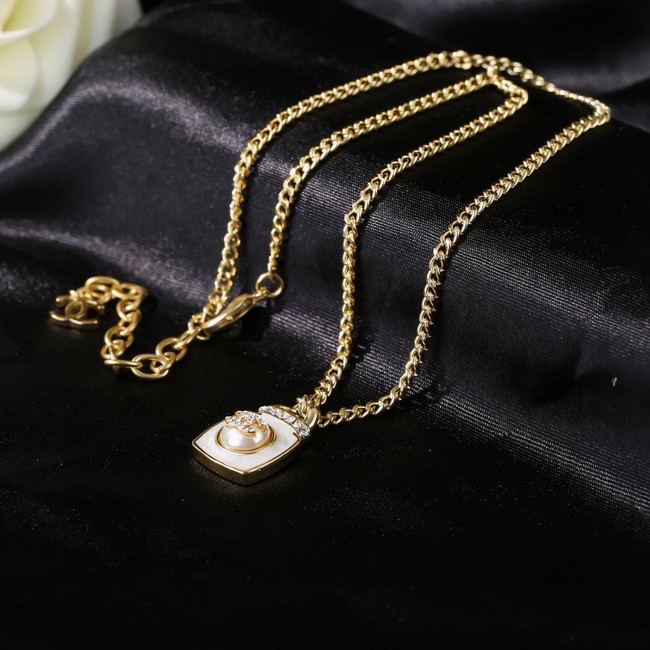 Chanel necklace CE81671