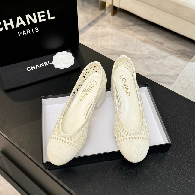 Chanel Embroidered Cotton 69878-4