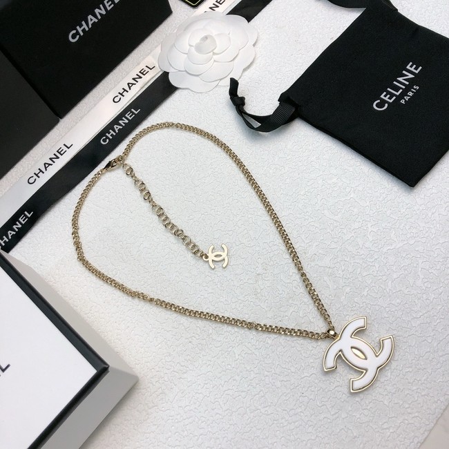 Chanel necklace CE81690