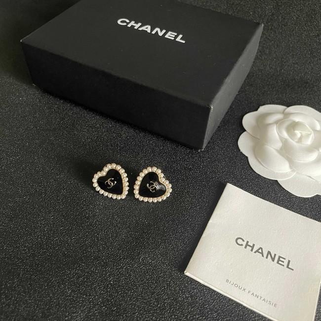 Chanel necklace& Earring CE81721