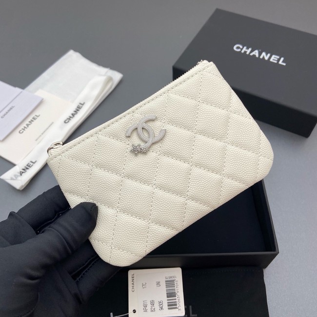 Chanel Zipped Pocket wallet S4811 Cream